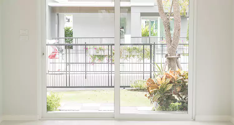 Balcony Screen Door Repair in Sunrise, FL