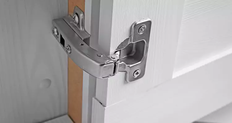 Shower Door Hinge Replacement in Sunrise, FL