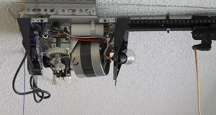 Emergency Garage Door Opener Repair in Sunrise, FL