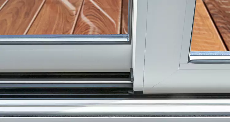 Patio Doors Leaking Water Issue Repair Services in Sunrise, FL