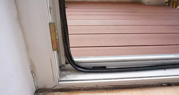 Why Choose Us for Leaking Sliding Glass Door Repair in Sunrise, FL?