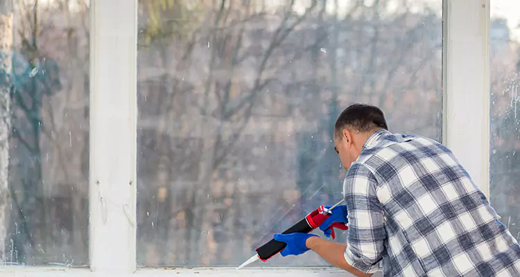 Quality Sliding Shower Door Repair for Closing Issues in Sunrise, FL
