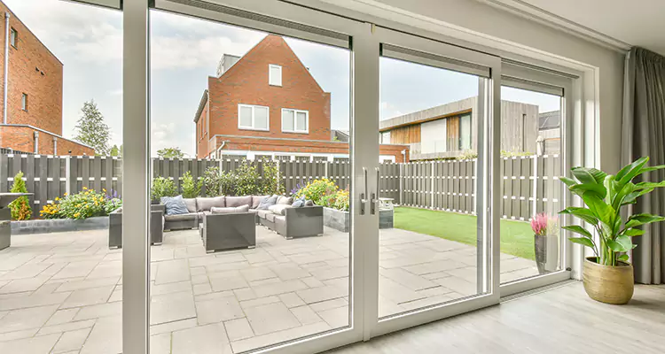 Best Sliding Screen Door Replacement Company in Sunrise, FL