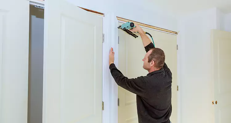 Top Rated Door Fixing ServiceFixing Garage Door Track in Sunrise, FL