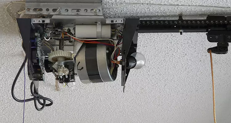 Garage Door Motor Replacement in Sunrise, FL
