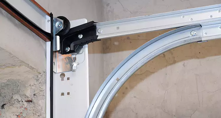 Maintain Liftmaster Garage Door Off Track in Sunrise, FL