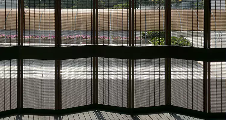 Front Screen Door Repair in Sunrise, FL
