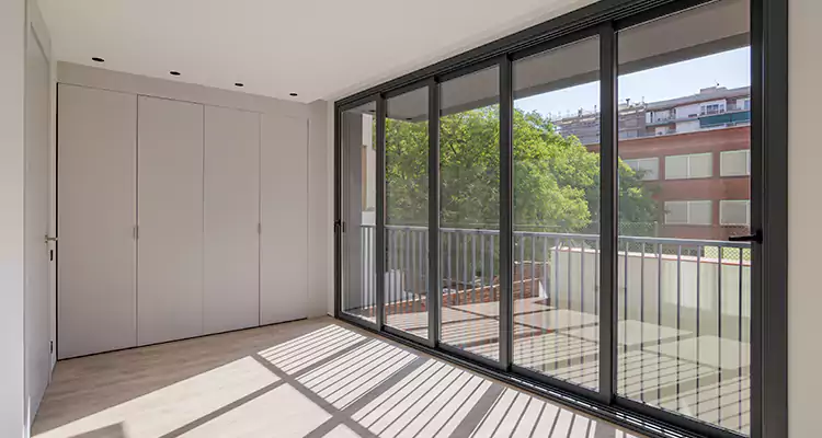 Fix Sliding Screen Door Track in Sunrise, FL